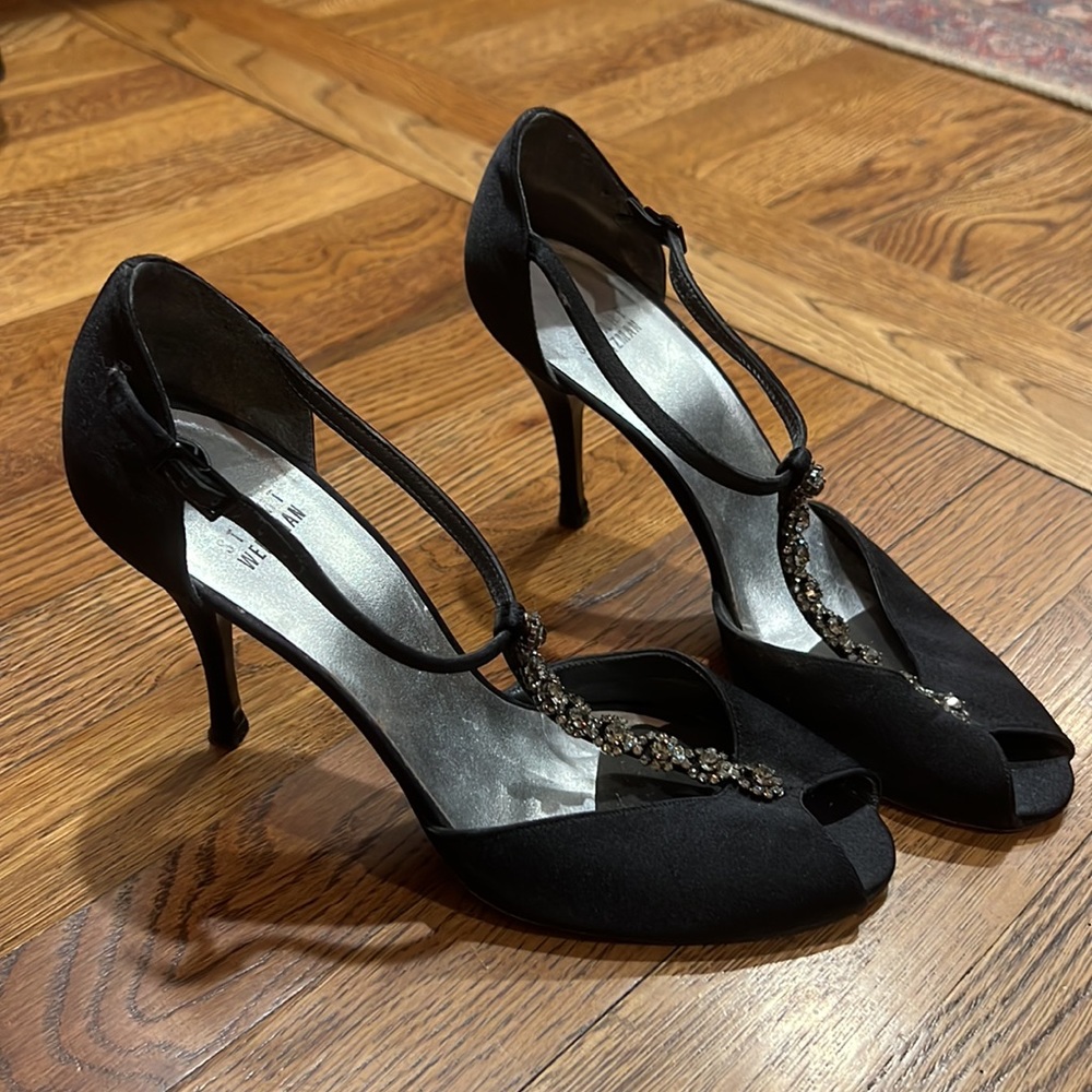 Beautiful satin open toe Stuart Weitzman shoes